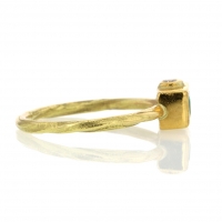 Gold Emerald Ring with Diamond Image