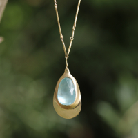 Glowing Aquamarine on Heavy Line 10k Gold Chain Necklace Image