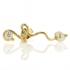 Gold Hydra Stud Single Earring with Diamond and Pearl Image