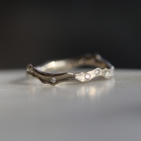 18k White Gold Coral Stick Scattered Diamond Ring Image