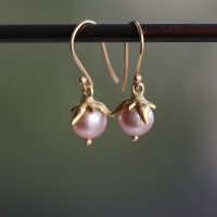 Lavender Pearl Berries Earrings Image