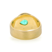 Talisman Shield Emerald Engraved Ring Image