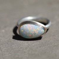 Teardrop Australian Opal ring Image