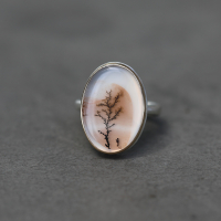 Vertical Oval Dendritic Agate Ring Image