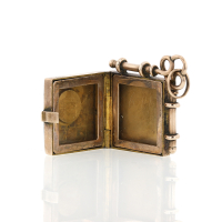 Victorian 10K Gold Locket Image