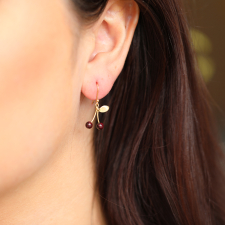 Garnet Cherry Gold Earrings Image