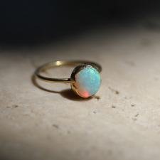 18k Australian White Opal Ring Image