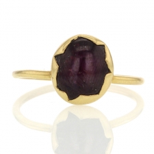 Star Ruby 18k Gold Egg Ring Image