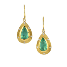 Emerald Engraved Starlight 18k Gold Earrings