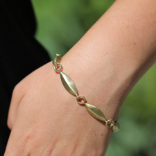 Pip 10k Gold Bracelet Image