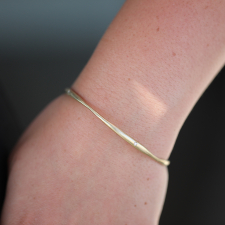 La Desh 10k Gold Bangle Bracelet with Diamonds Image