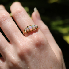 Antique Victorian 18k Gold and Opal Ring