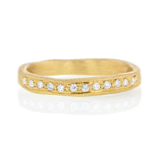 12 Diamond 18k Gold Band Image